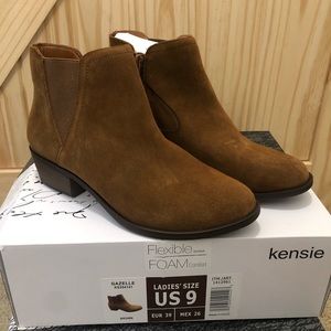Kensie Ankle boots